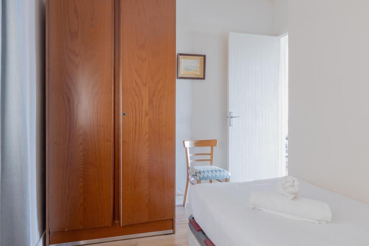 Lodging Apartments Guell Gaudi Barcelona Luaran gambar