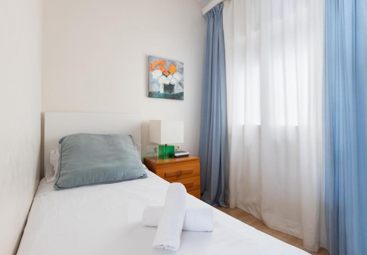 Lodging Apartments Guell Gaudi Barcelona Luaran gambar